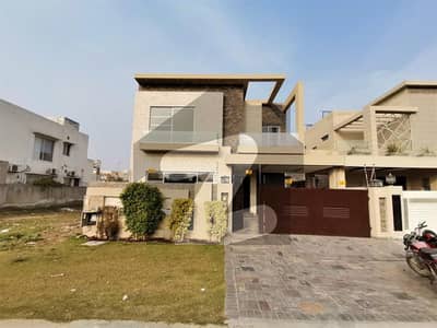 10 Marla House Available On Good Location For Sale In State Life Housing Phase 1