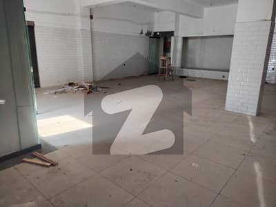 GROUND+BASEMENT FOR RENT PHASE 4 DHA 3600 SQUARE FEET PEACE FULL LOCATION