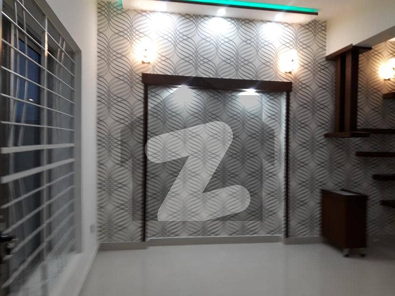 بحریہ ٹاؤن ۔ بلاک بی بی بحریہ ٹاؤن سیکٹرڈی,بحریہ ٹاؤن,لاہور میں 3 کمروں کا 6 مرلہ مکان 67.0 ہزار میں کرایہ پر دستیاب ہے۔