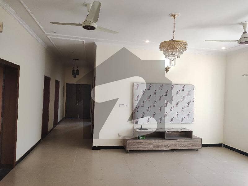 House For Rent In G-16 Size 14 Marla Double Story Near To Markaz Best Location Three Option Available