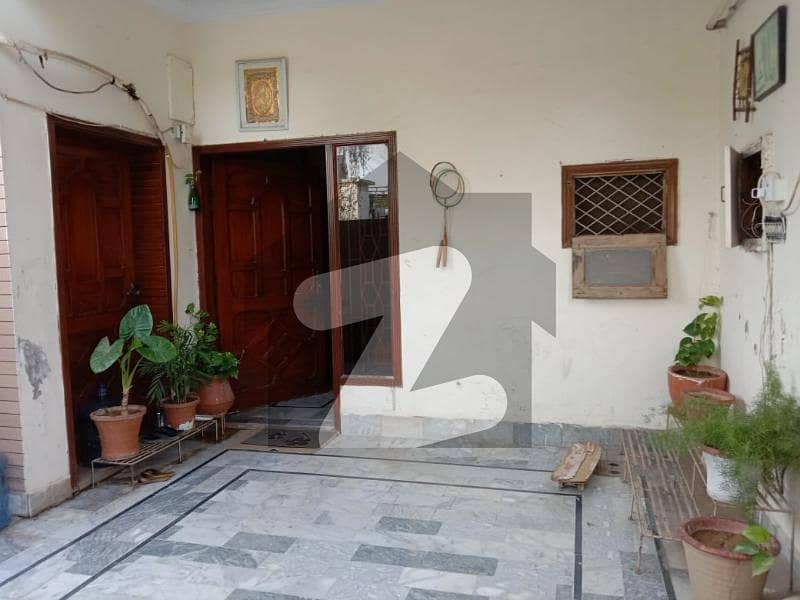 25x40 Beautiful House For Sale In G11 25x40 Beautiful House For Sale In G11