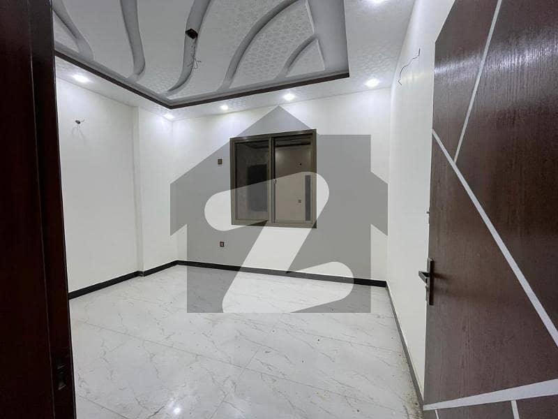 Prime Location 120 Square Yards Flat Situated In Mehmoodabad For sale