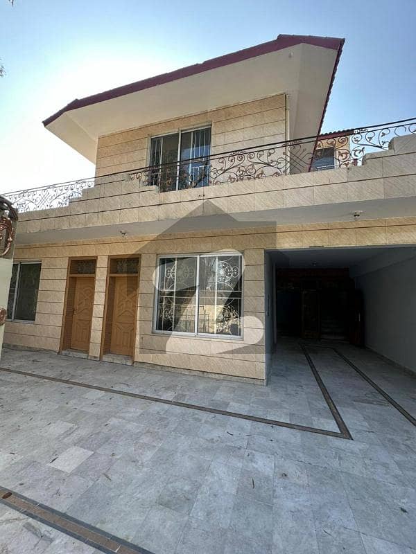 G-10/1 40x80 Corner Double Story House Available For Sale Main Roade Location Front Open Back Open VIP Location