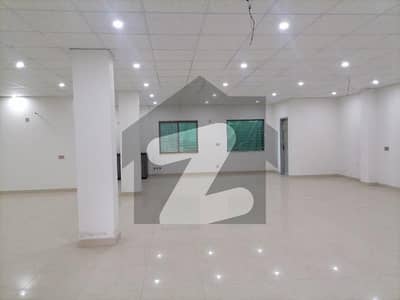 3000 Sqft Brand New Space Available For Rent Offices And Multi-National Companies