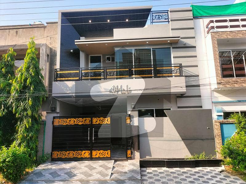 5 MARLA BRAND NEW HOUSE FOR SALE IN EDEN BOULEVARD COLLEGE ROAD LAHORE