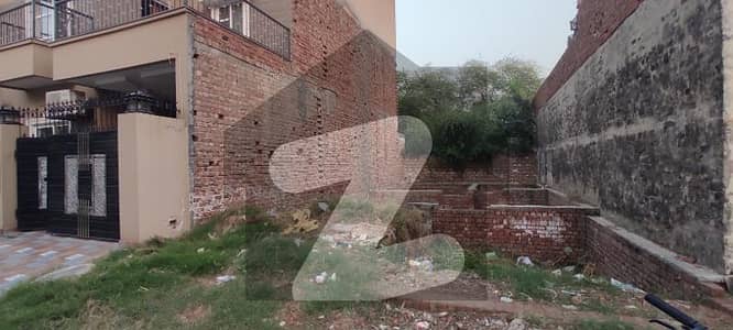بینکرز ہاؤسنگ سوسائٹی - بلاک سی 1 بینکرز کوآپریٹو ہاؤسنگ سوسائٹی,لاہور میں 5 مرلہ رہائشی پلاٹ 1.05 کروڑ میں برائے فروخت۔ بینکرز ہاؤسنگ سوسائٹی - بلاک سی 1 بینکرز کوآپریٹو ہاؤسنگ سوسائٹی,لاہور میں 5 مرلہ رہائشی پلاٹ 1.05 کروڑ میں برائے فروخت۔