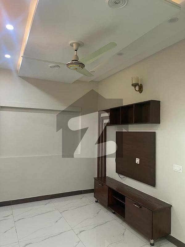 5 Marla Hot Location Lower Portion Available For Rent In Tariq Gardens - Block B