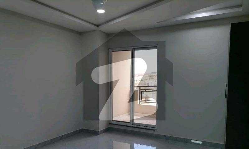 Flat Sized 950 Square Feet Is Available For Rent In Bahria Enclave