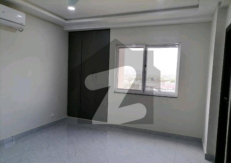 Centrally Located Flat In Bahria Enclave Is Available For Rent