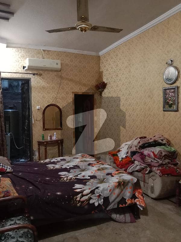 سمن آباد ۔ بلاک این سمن آباد,لاہور میں 5 کمروں کا 7 مرلہ مکان 3.25 کروڑ میں برائے فروخت۔