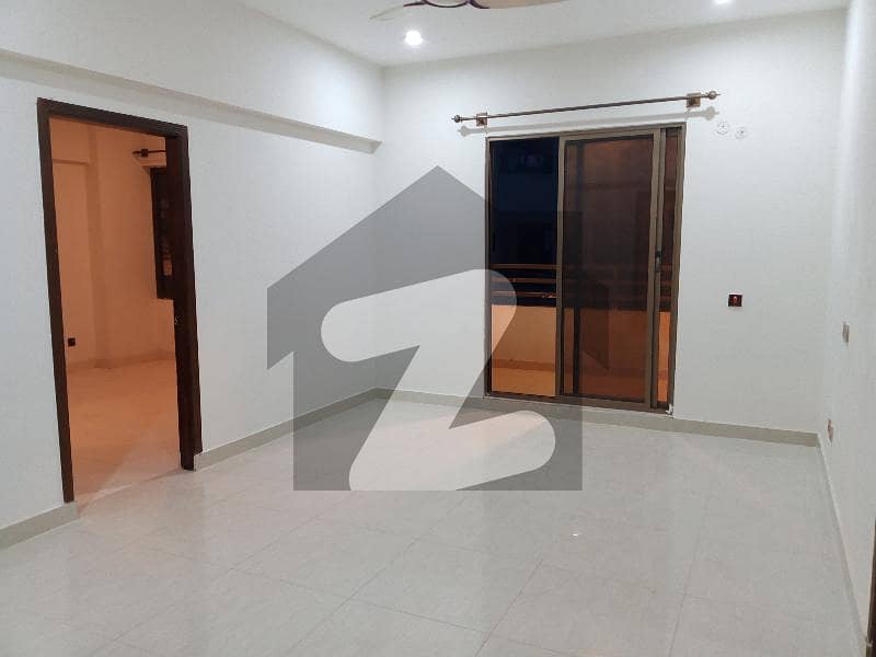 Three Bed Apartment Avilable For Rent