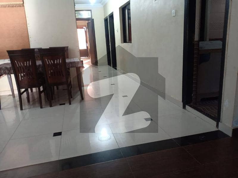 مسکان چورنگی کراچی میں 3 کمروں کا 6 مرلہ فلیٹ 1.6 کروڑ میں برائے فروخت۔