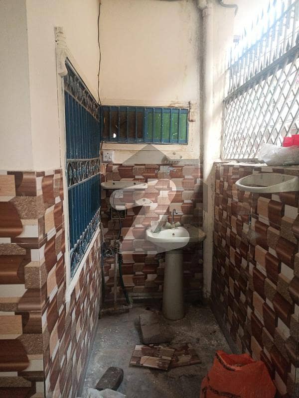 نواز ٹاؤن اسلام آباد میں 3 کمروں کا 5 مرلہ مکان 17.0 ہزار میں کرایہ پر دستیاب ہے۔
