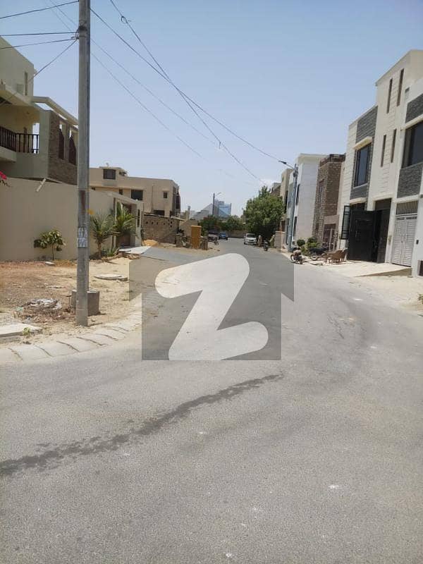 200 Yards plot available for sale 3rd Street of DHA Phase 7 Extension Karachi