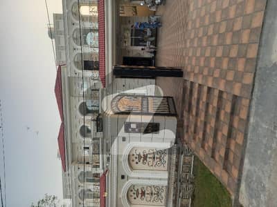 JOHAR TOWN LAHORE 17 MARLA NEWLY HOUSE FOR SALE