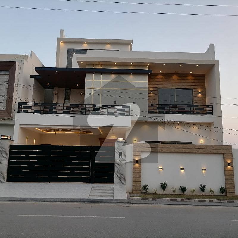 Ideally Located House For sale In Jeewan City - Phase 2 Available