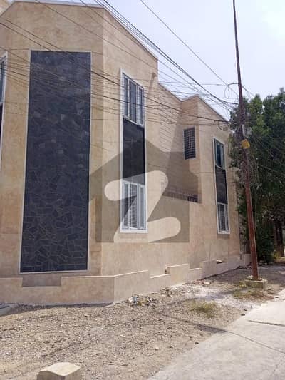 100YARD INDEPENDENT DOUBLE STORY BUNGALOW LIKE TWO UNIT FOR SALE IN DHA PHASE 7 EXT. .