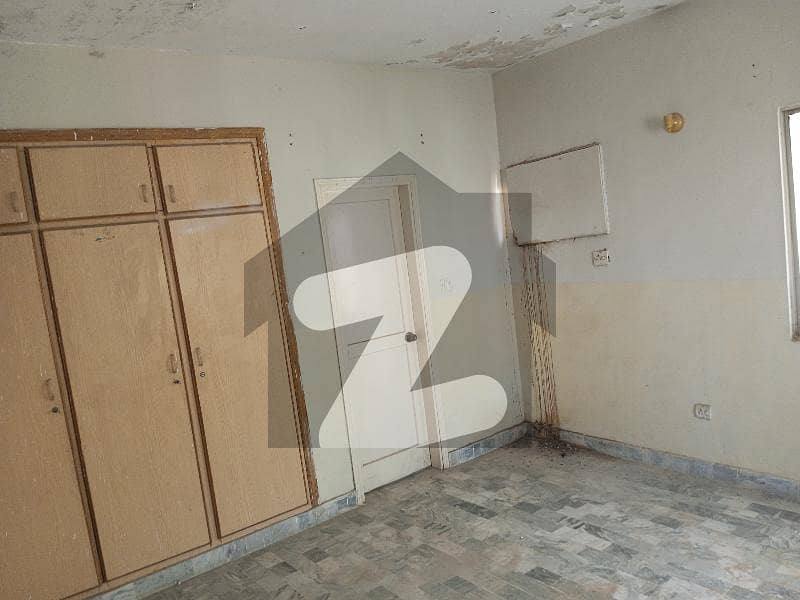 سُپارکو روڈ کراچی میں 3 کمروں کا 5 مرلہ مکان 1.85 کروڑ میں برائے فروخت۔