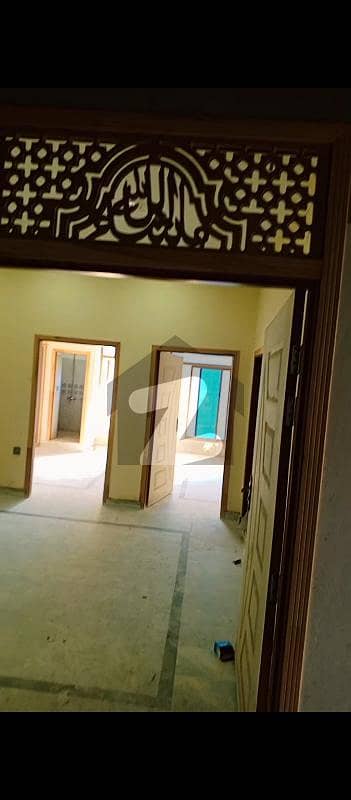 بنی گالہ اسلام آباد میں 2 کمروں کا 5 مرلہ فلیٹ 30.0 ہزار میں کرایہ پر دستیاب ہے۔