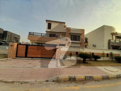 Bahria Town Phase 8, Overseas Block 1 Kanal Marla Designer House Perfectly Constructed Outstanding Location Near To Masjid Park School And Commercial Are