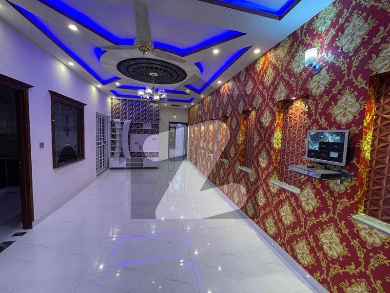 9.5 Marla Beautiful House for Sale Available in Military Account Society Collage Road Lahore Pakistan