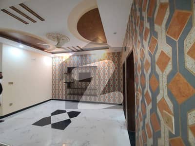 پاک عرب ہاؤسنگ سوسائٹی لاہور میں 2 کمروں کا 5 مرلہ بالائی پورشن 35.0 ہزار میں کرایہ پر دستیاب ہے۔