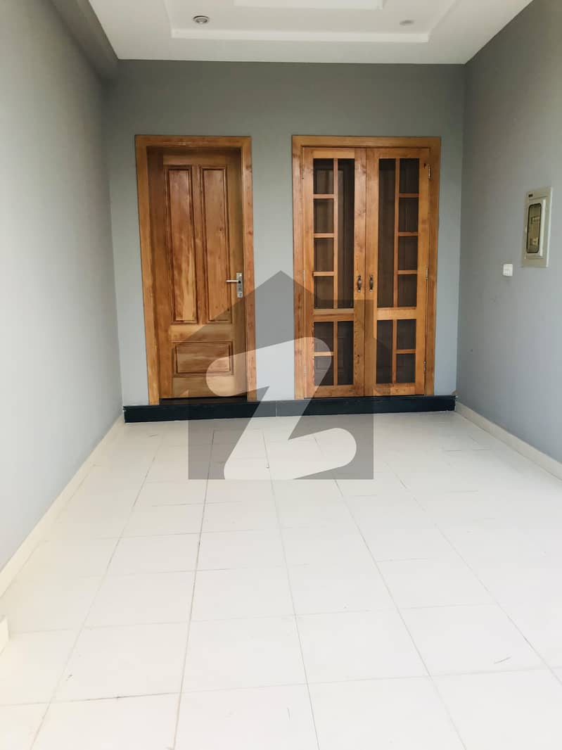 Modern Luxury 30x60 Ground Portion For Rent G13 Islamabad