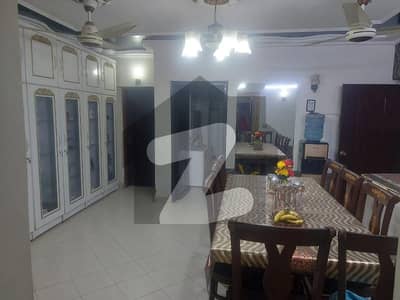 Gulshan-E-Iqbal Block 13/D-3 Ground Floor Flat For Sale