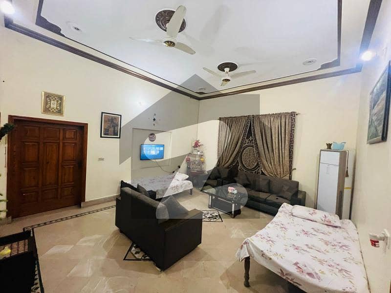 لاہور ۔ شیخوپورہ ۔ فیصل آباد روڈ فیصل آباد میں 4 کمروں کا 10 مرلہ مکان 1.65 لاکھ میں کرایہ پر دستیاب ہے۔