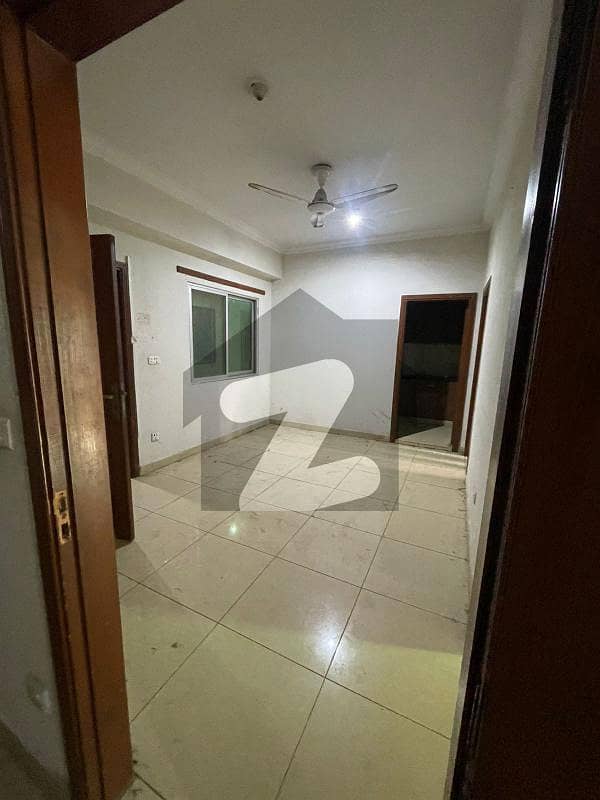 3 Bed Flat For Sale Gas Meter Install In G-15 Markaz Islamabad