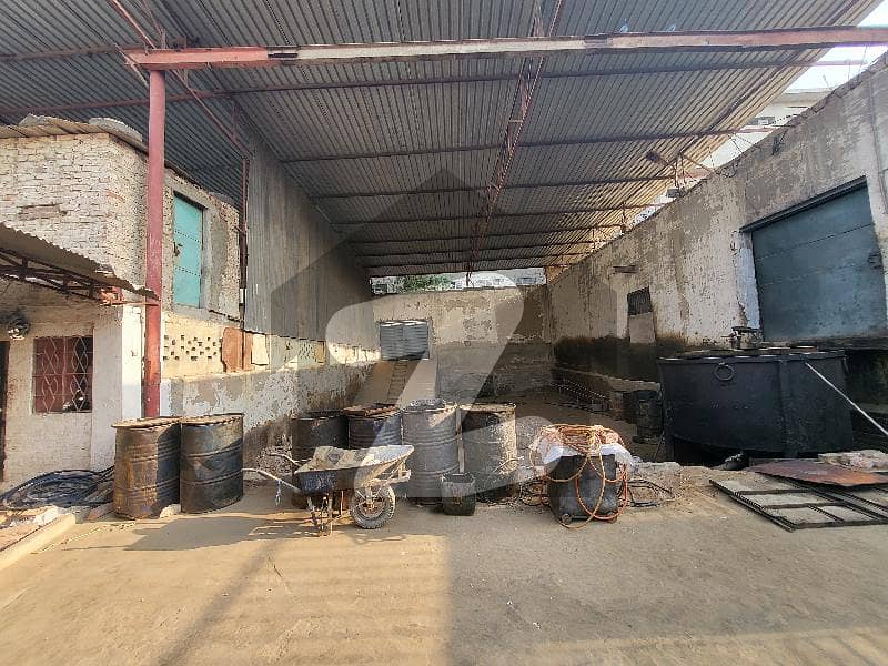 Old Construction 
Your Ideal 10000 Square Feet Factory Has Just Become Available In SITE Area