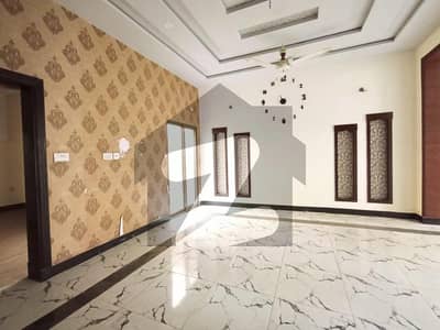 ماڈل سٹی ون کینال روڈ,فیصل آباد میں 3 کمروں کا 5 مرلہ مکان 60.0 ہزار میں کرایہ پر دستیاب ہے۔