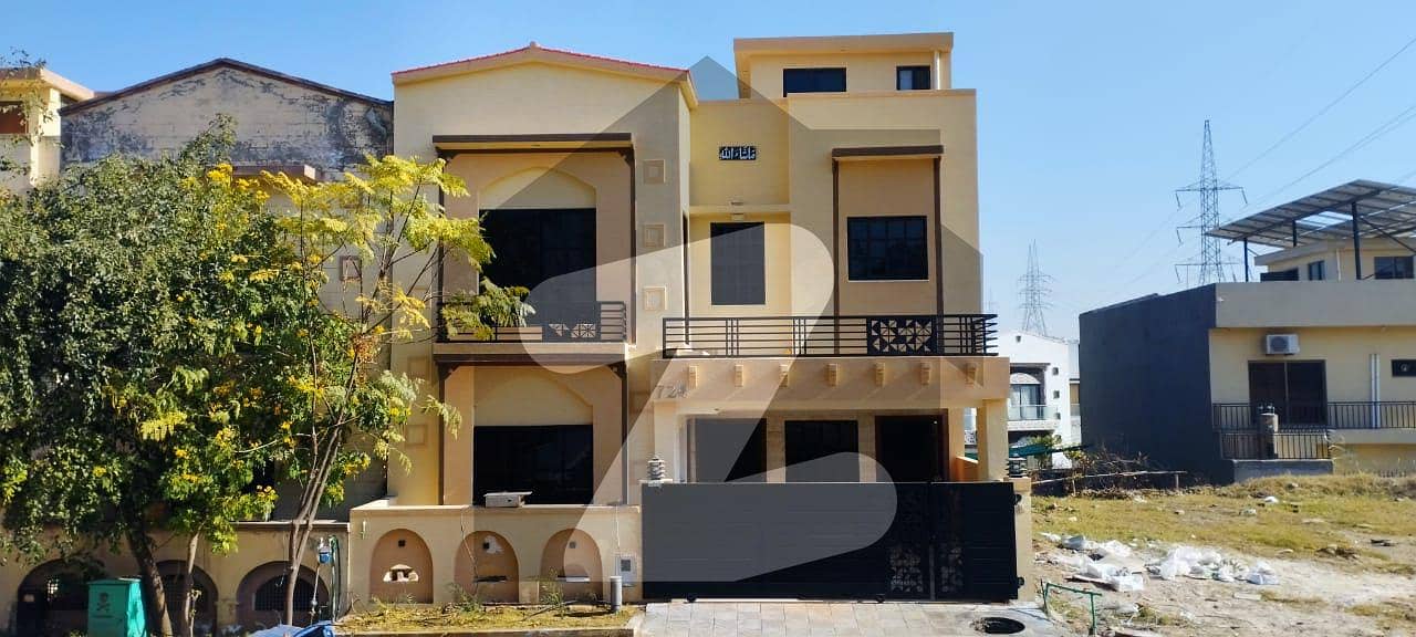 7 marla brand new double unit house for sale in usman block