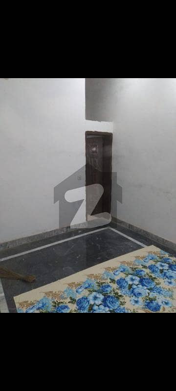 ڈوبن پورہ لاہور میں 2 کمروں کا 1 مرلہ مکان 27.0 لاکھ میں برائے فروخت۔