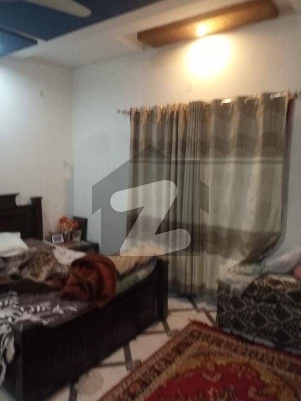 1 Kanal Old House Double Storey 3 Side Open 100% Investment Option