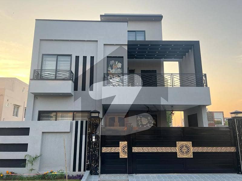 سٹی ہاؤسنگ سوسائٹی گوجرانوالہ میں 6 کمروں کا 10 مرلہ مکان 3.25 کروڑ میں برائے فروخت۔ سٹی ہاؤسنگ سوسائٹی گوجرانوالہ میں 6 کمروں کا 10 مرلہ مکان 3.25 کروڑ میں برائے فروخت۔