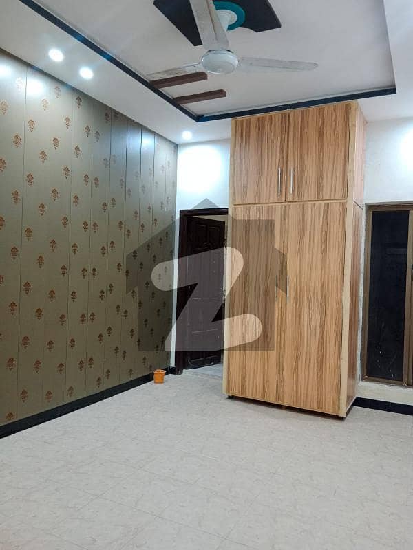 بنی گالہ اسلام آباد میں 4 کمروں کا 5 مرلہ مکان 1.4 کروڑ میں برائے فروخت۔