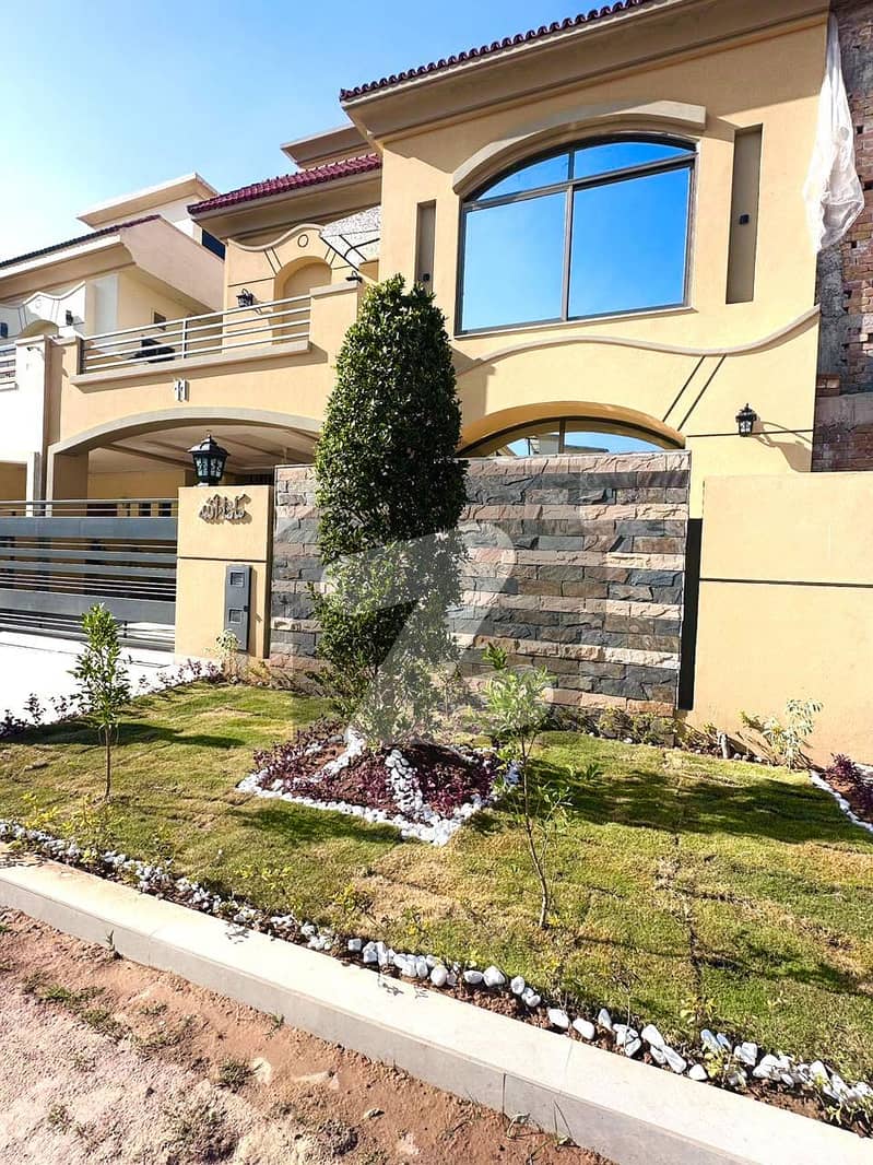 10 Marla Luxury House For Sale In Bahria Enclave Islamabad