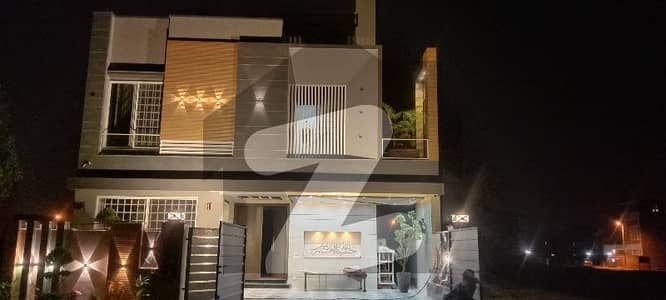 10 Marla Brand New Luxury Upper Portion For Rent In Bahria Town Lahore Sector C Near To Mosque Park School And Market