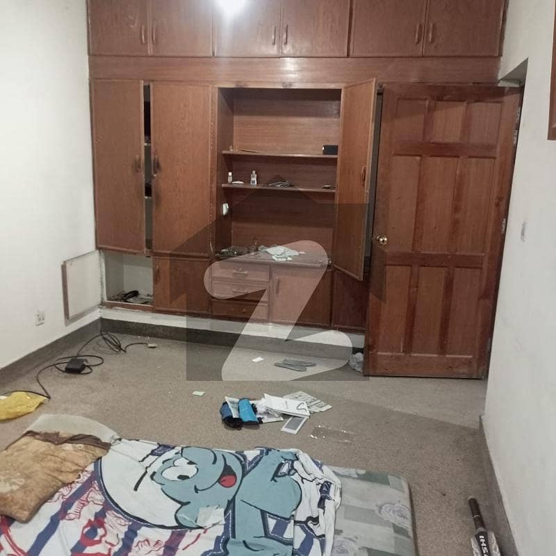 Upper Portion In G 11 Is Available For Rent Upper Portion In G 11 Is Available For Rent