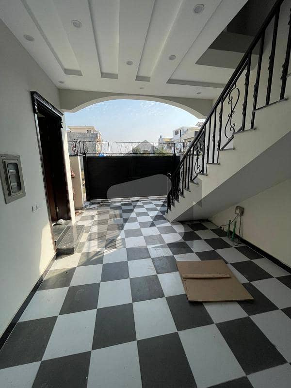5 Marla Ground Portion For Rent 5 Marla Ground Portion For Rent