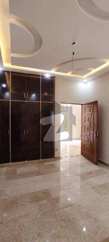 10 Marla Lower Portion For Rent In Park View City Lahore