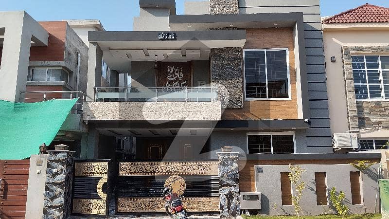 7 Bed Master Class House In Bahria Phase 6