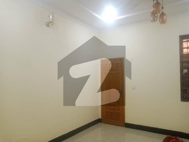 غوری ٹاؤن - وی آئی پی بلاک غوری ٹاؤن,اسلام آباد میں 7 کمروں کا 6 مرلہ مکان 2.9 کروڑ میں برائے فروخت۔