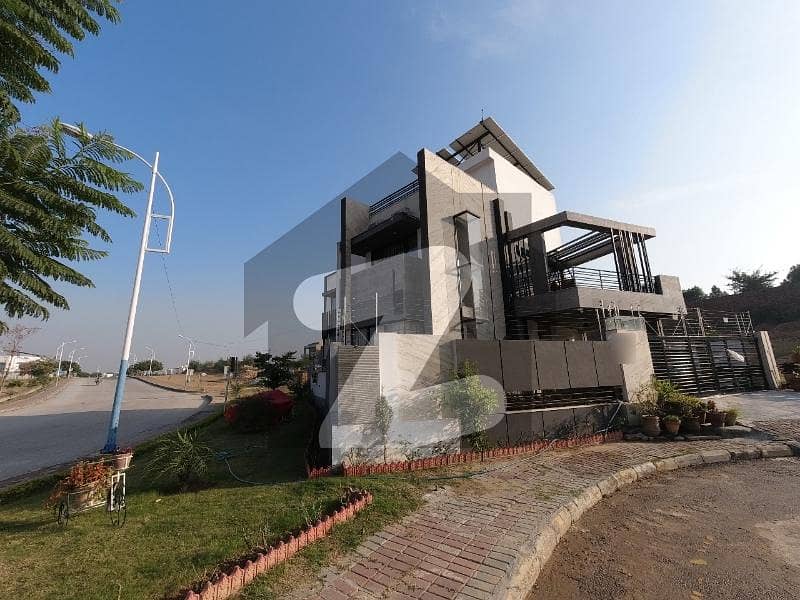 13 Marla Designer House (3 Side Open) For Sale in Sector B DHA Phase 3 Rawalpindi (Serene City Sector B)
