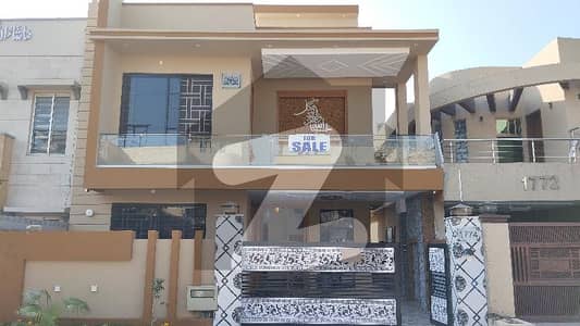 بحریہ ٹاؤن فیز 3 بحریہ ٹاؤن راولپنڈی,راولپنڈی میں 5 کمروں کا 10 مرلہ مکان 5.15 کروڑ میں برائے فروخت۔