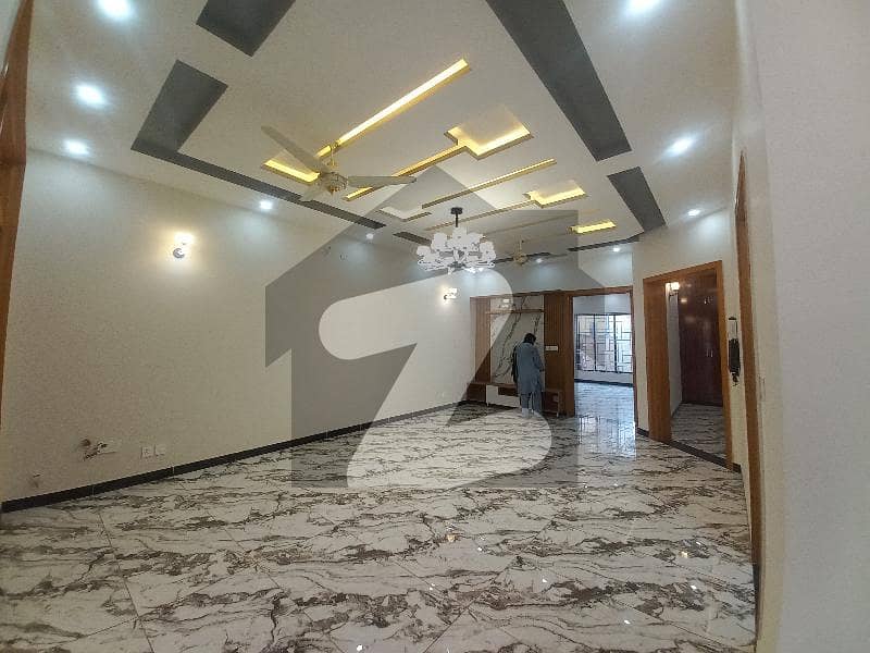 10 Marla Brand New House With Very Beautiful Design Near Of House Is 2 Parks