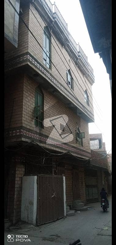 بلال گنج لاہور میں 7 کمروں کا 3 مرلہ مکان 1.5 کروڑ میں برائے فروخت۔