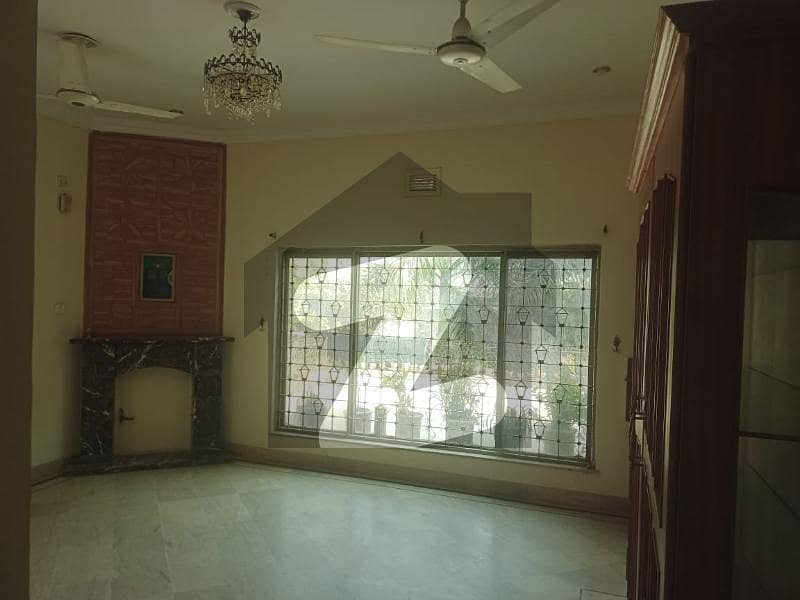 Only For Bachelors 1 Kanal Upper Portion Is Available For Rent In Dha Phase 5