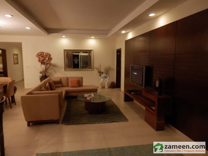 A 2720 Sq. Feet 2 Beds Penthouse Available For Sale In Crescent Bay Emaar Karachi